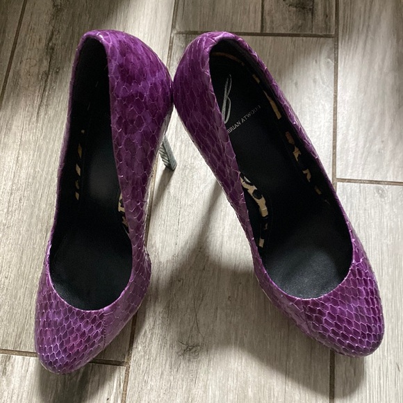 Brian Atwood Python Skin Animal Print Pump - Picture 4 of 7